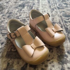 L'Amour Pink Bow Dress Shoes for Kids